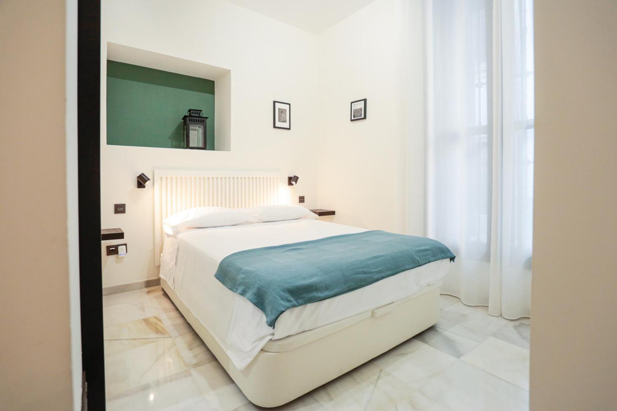 Monkeys Apartments Cervantes Seville Exterior photo